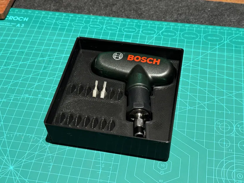 Đế Gridfinity 3x3 cho Tay vặn Bosch Ratchet (cao 5U) - Xếp chồng được - Image 1