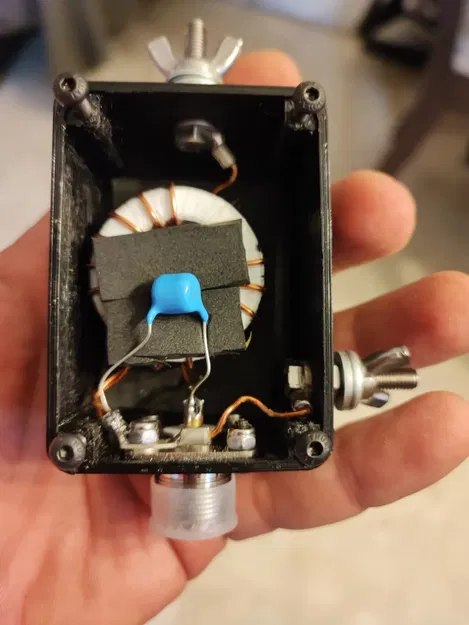 Hộp UnUn (EFHW) nhỏ gọn để lắp cột dã chiến - Image 2