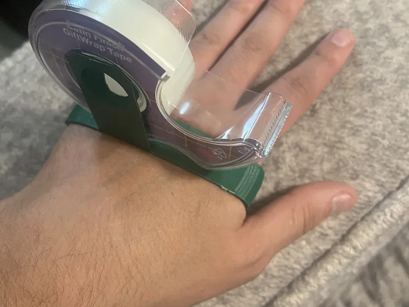 Hands free tape dispenser - Image 1