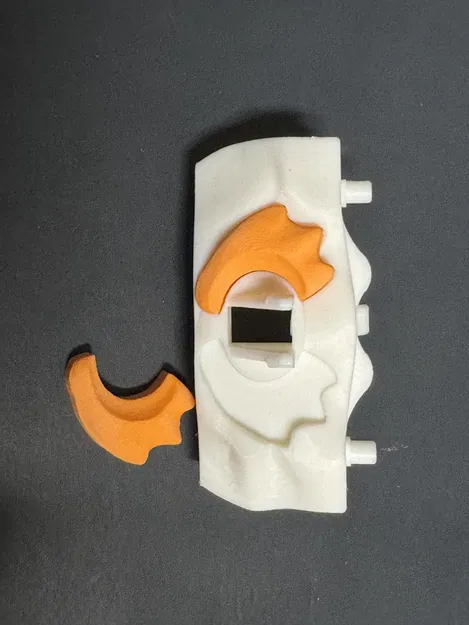 Chân Chim Cánh Cụt Cho Cá Mập Tấn Công - Image 4