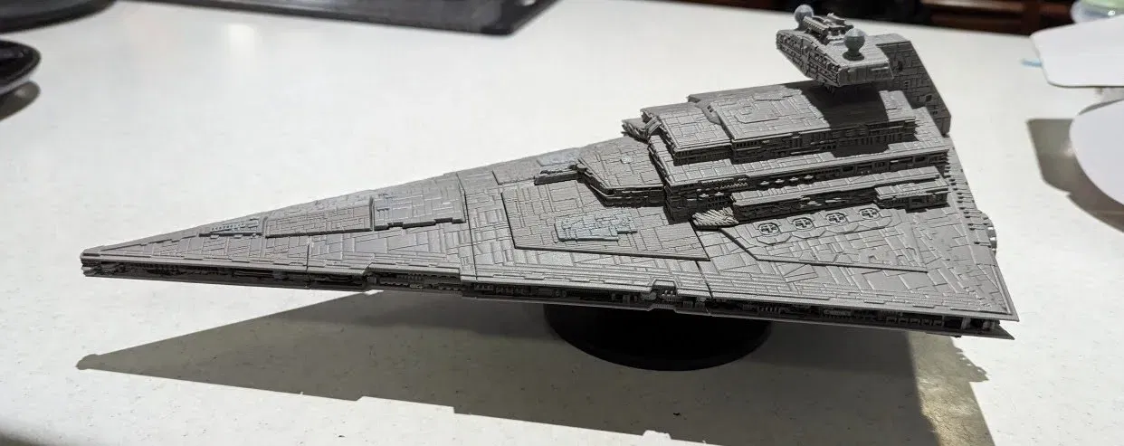 FAB365 Star Destroyer display stand - Image 1