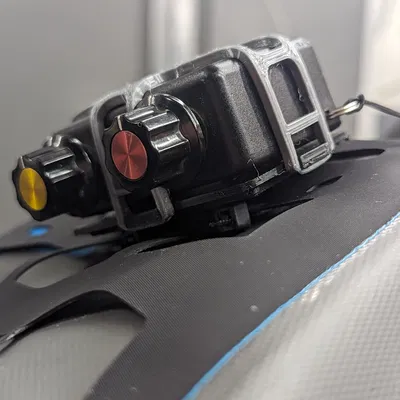 Giá đỡ xe máy cho Heat-Troller Warm n Safe