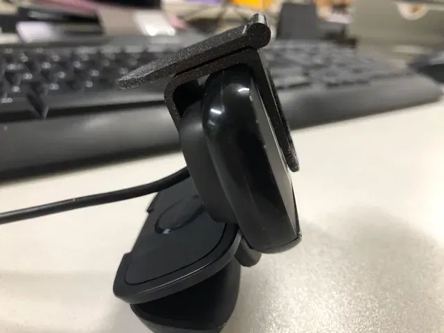 Privacy cover for the Logitech C610 and C525 Webcams - Image 5