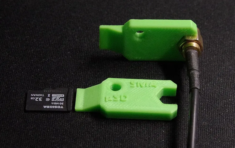 Dụng Cụ Tháo Thẻ MicroSD - Image 1