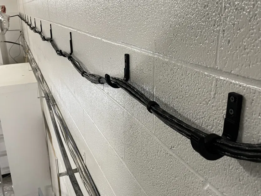 Móc chữ J Ethernet (Cho Bê Tông) - Image 1