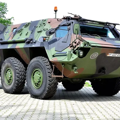 Bộ phận nâng cấp hệ thống treo Tỉ lệ 1/35 cho TPZ Fuchs A1 của Revell