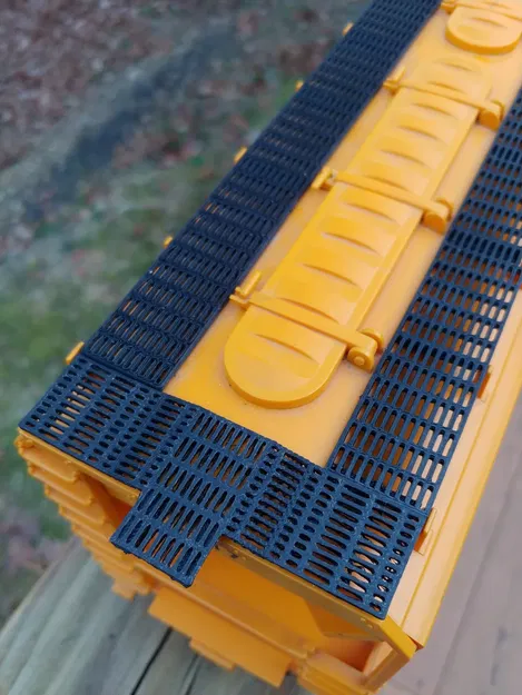 Nâng cấp lối đi trên mái trong suốt cho toa xe chở hàng LGB Center-Flow - Image 1