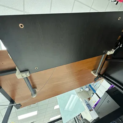 Khay Đựng Bàn Phím Có Ống PVC