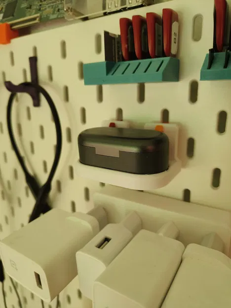 Giá Treo Tai Nghe OnePlus Nord Buds 2 Lên Tấm Skadis - Image 1