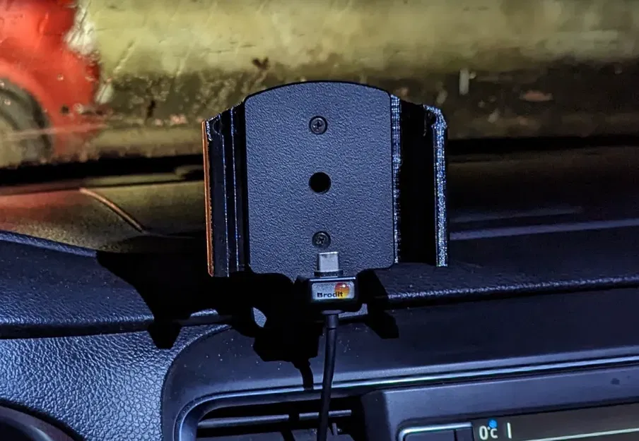 Giá đỡ xe hơi tương thích Brodit cho Pixel 7 Pro có ốp lưng silicon - Image 1