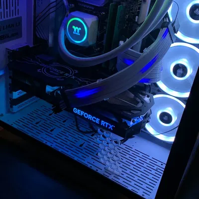 Giá Đỡ GPU Hình Tổ Ong