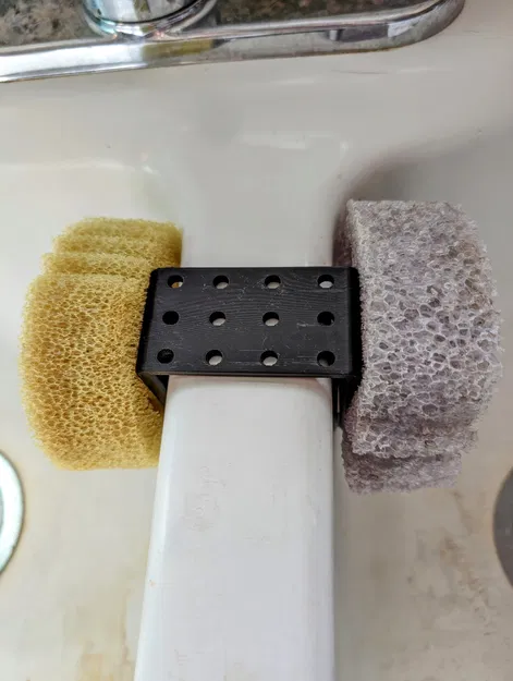 Dual Kitchen sink with 2 inch gap - Image 1