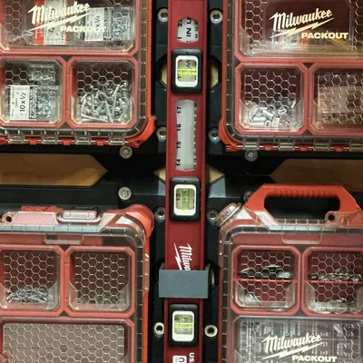 Kệ Milwaukee Packout - Giữ Thước/Thước Thủy