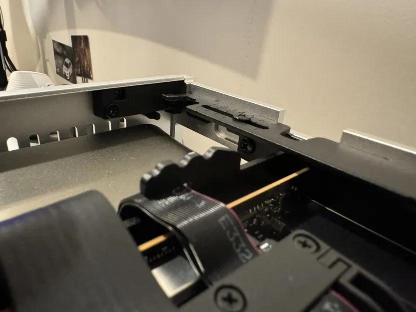 Tùy Chỉnh Cửa Hông Card Đồ Họa Fractal Design Terra - Image 3