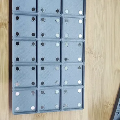 Đế Gridfinity có trọng lượng, nam châm, không cần trụ đỡ