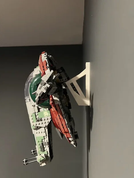 LEGO Boba Fett Ship Mount 75243 - Image 1