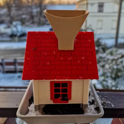 Krmítko - spodní část, Trychtýř pro snadné plnění