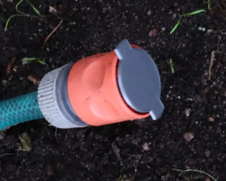 Nút Bịt Cho Đầu Nối Ống Gardena - Image 1