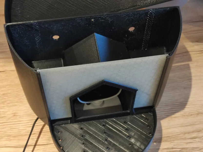 Máng Ăn Chim Có Khe Gắn Camera Tapo C100 - Image 4