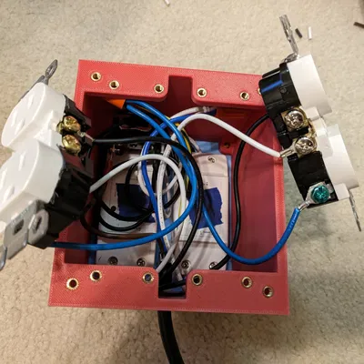 Hộp Điều Khiển Nguồn 4 Ổ Cắm (Bản Remix)