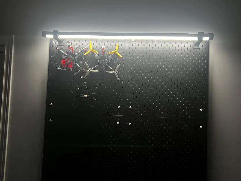 Giá Đỡ Hình Chữ L Đèn Tuýp Skadis - Image 3