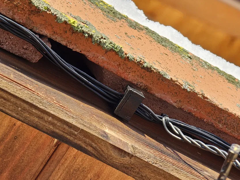 Móc treo ngói lợp - Image 3