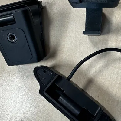 Ngàm Tripod Siêu Gọn Cho Webcam Logitech C920