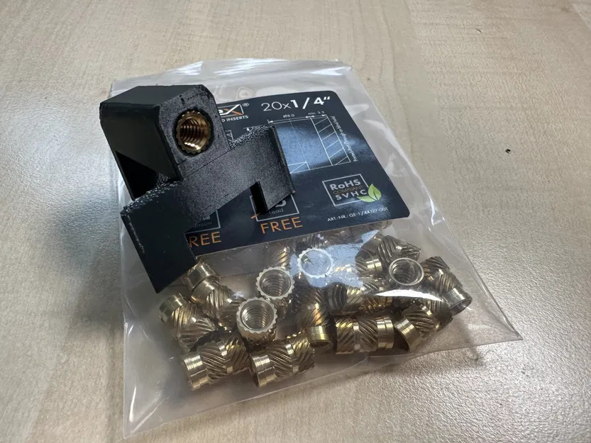 Ngàm Tripod Siêu Gọn Cho Webcam Logitech C920 - Image 4