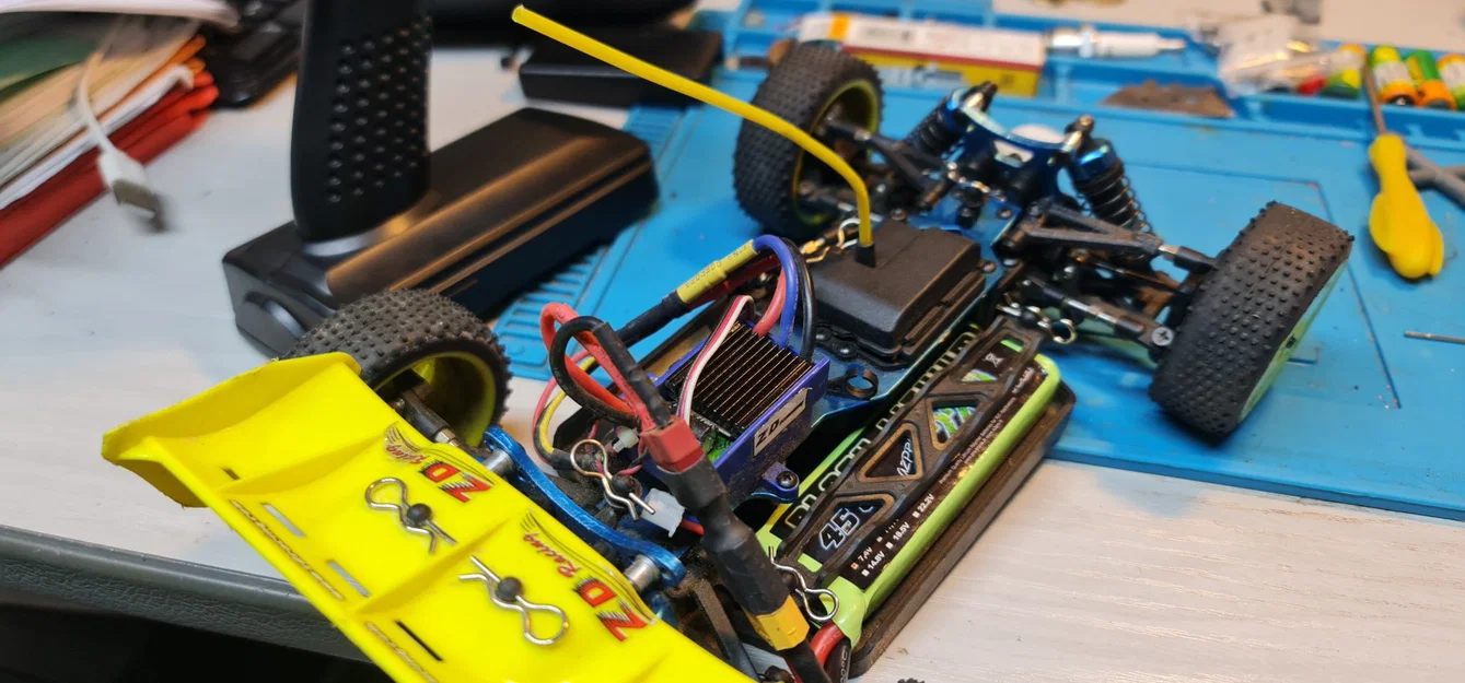 Triangle ZD Racing RAPTORS BX-16 9051 1/16 - Image 1