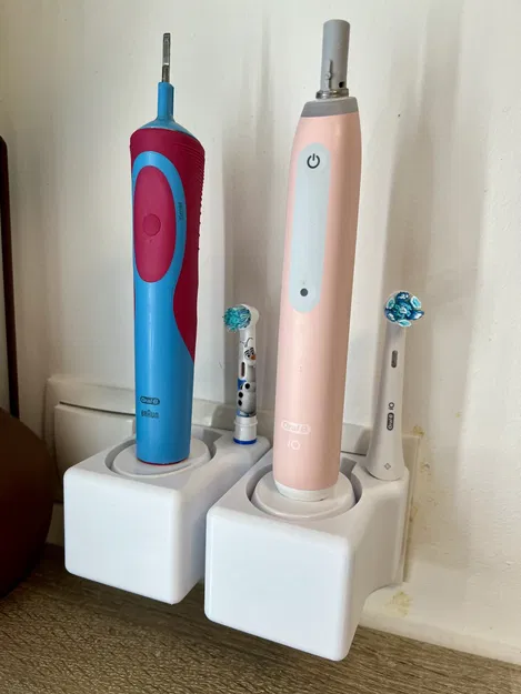 Giá đỡ bàn chải đánh răng Oral B cho ổ cắm điện - Image 1