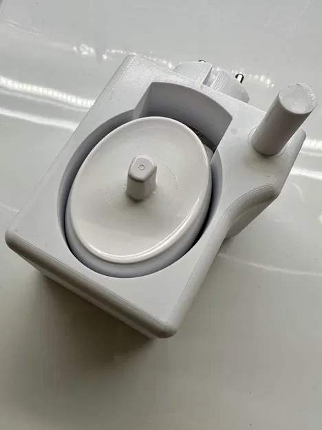 Giá đỡ bàn chải đánh răng Oral B cho ổ cắm điện - Image 2