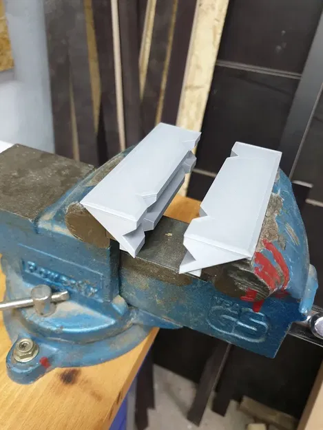 Chống Kẹp Máy (Vise Protection / Schraubstock Schutzbacken) Cho Vật Liệu Phẳng & Tròn - Image 3