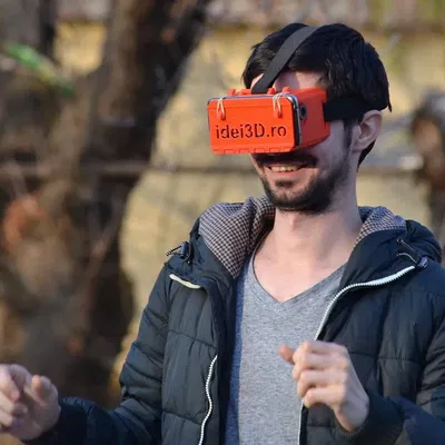 Kính thực tế ảo Google Cardboard cũ