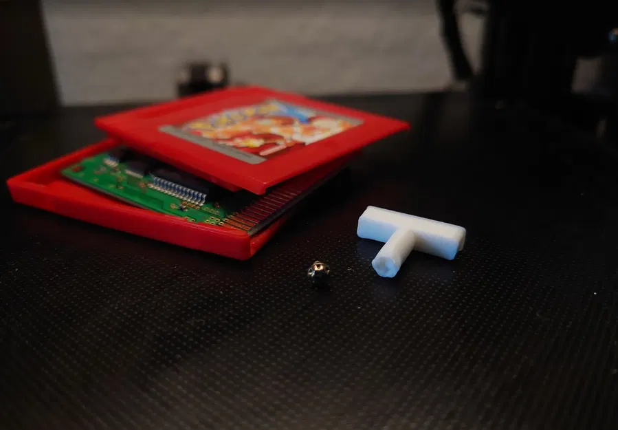 Dụng Cụ Mở Hộp Đựng Gameboy - Image 1