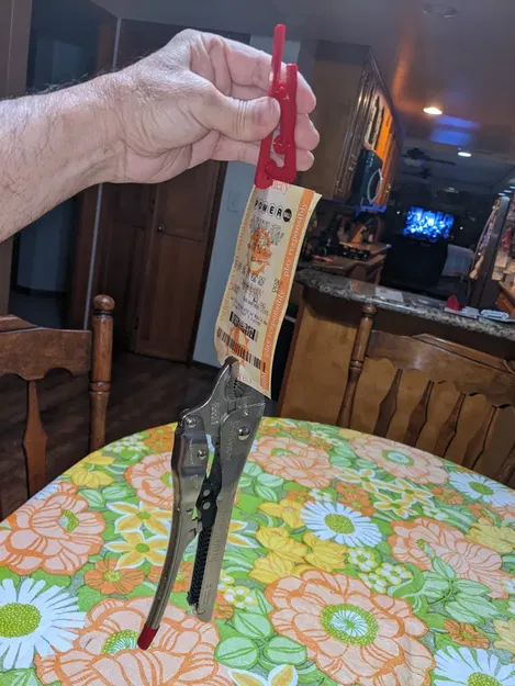 locking pliers - Image 1