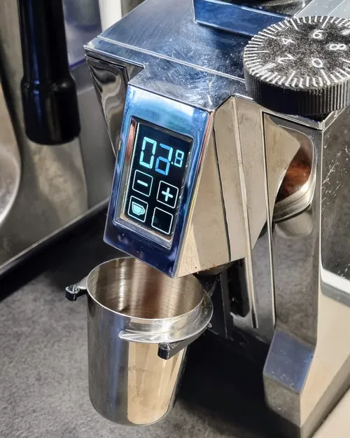 Chân đế ca đong cho máy xay Eureka Mignon nghiêng - Image 3