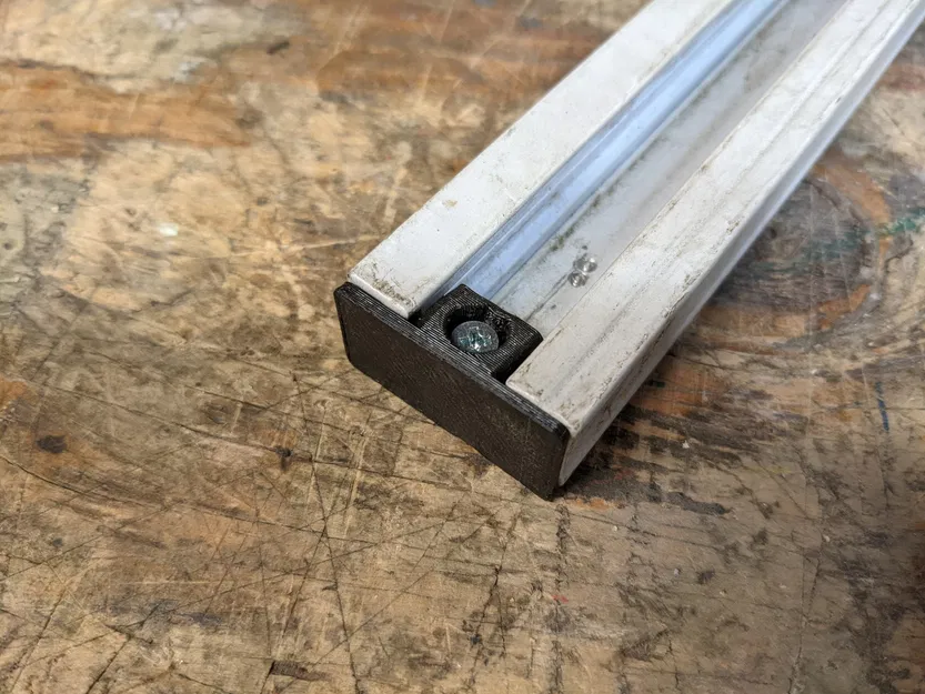 Nắp thay thế cho thanh đèn ray - Image 1