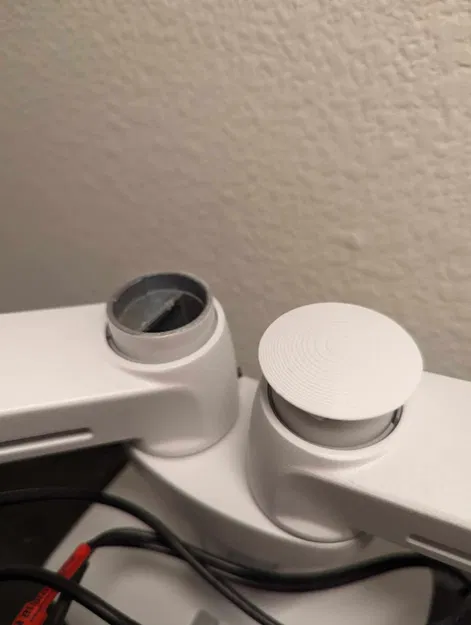 Ergotron LX Dual Side-by-Side Arm Cap Piece - Image 1