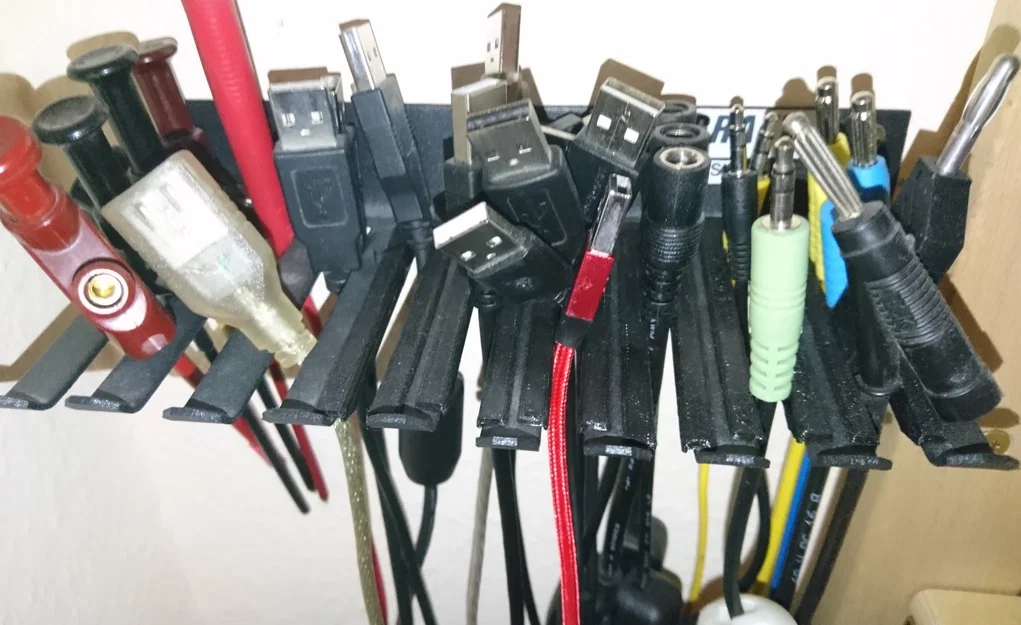 Phần chèn giữ cáp cho kẹp lao động - Image 1