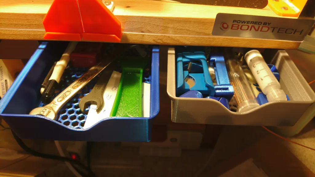 Honeycomb utility drawer - Image 1