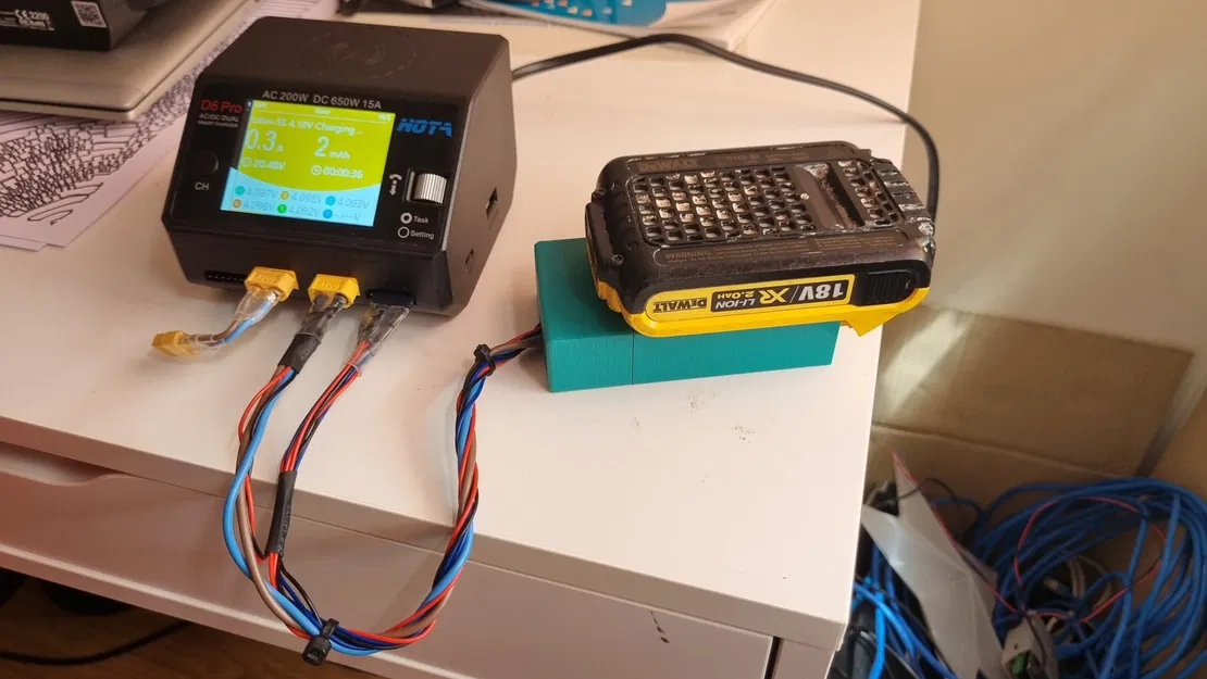 Đầu nối cân bằng pin DeWalt - Image 8