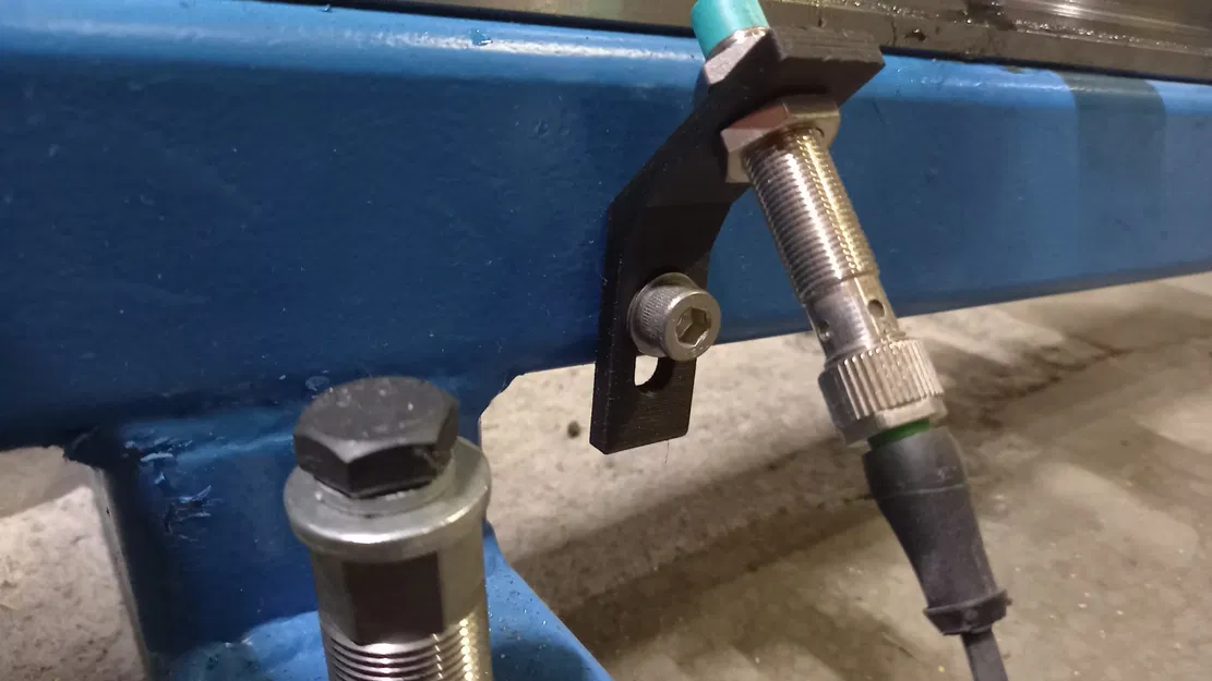 Giá đỡ INI M12 45 độ - Image 1