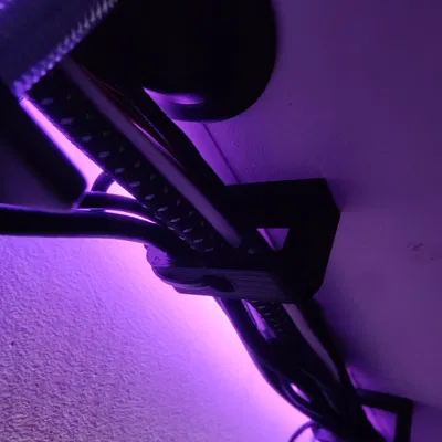 Kẹp quản lý dây cáp