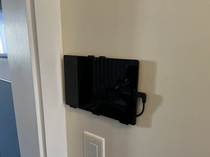 Samsung Galaxy Tab A8 SM-200X Wall Mount - Image 1