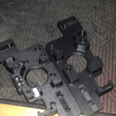 Di chuyển điểm dừng X/Y cho Dầm X Siêu Nhẹ với Khớp Nhôm XY bởi Common Anomaly