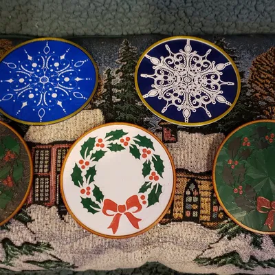 Đế Lót Ly Hình Bông Tuyết