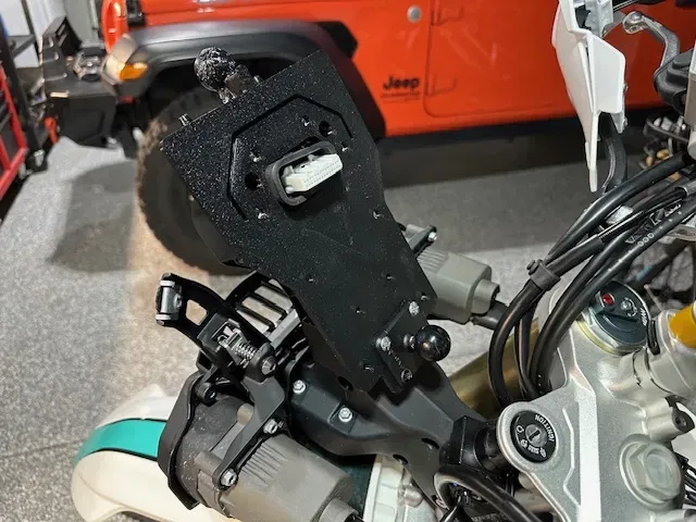 Giá đỡ GPS/Máy tính bảng/CarPlay C7/GoPro Kove 450 Rally có lỗ gắn RAM trên và dưới - Image 5