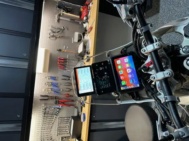 Giá đỡ GPS/Máy tính bảng/CarPlay C7/GoPro Kove 450 Rally có lỗ gắn RAM trên và dưới - Image 9