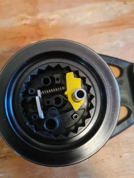 Harken 75mm Cheek Ratchamatic pawl - Image 2