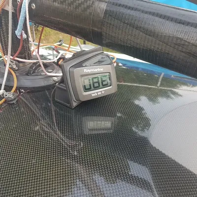 Đế Gắn La Bàn Tacktick / Raymarine T060 Cho RS100